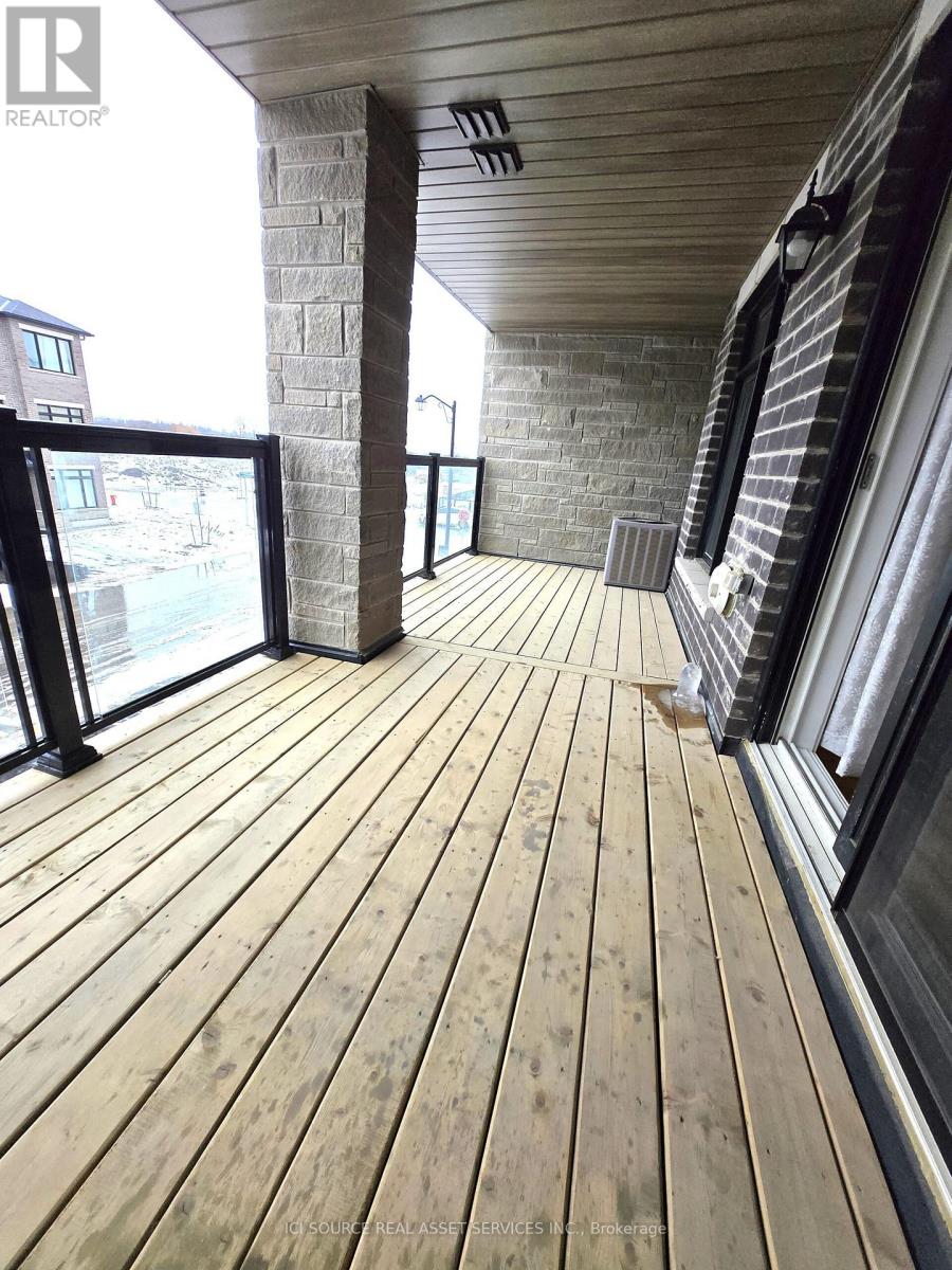 Photo 6 of 1554 Hilson Heights, Milton ON