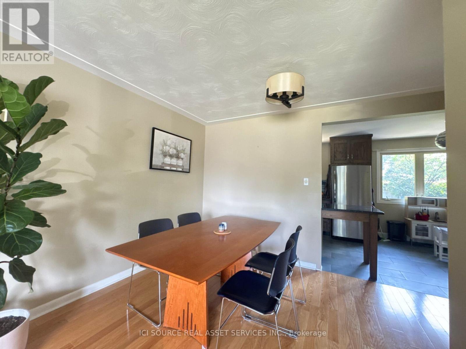 Photo 1 of 710 Sherbourne Road, Ottawa ON