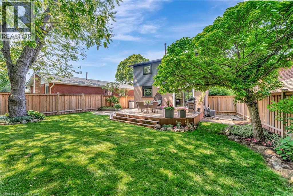 Photo 23 of 1349 Oxford Avenue, Oakville ON