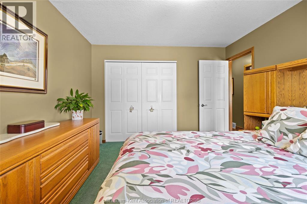 Photo 16 of 20 Dejonge Place, Chatham ON