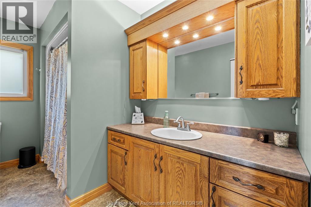 Photo 20 of 20 Dejonge Place, Chatham ON
