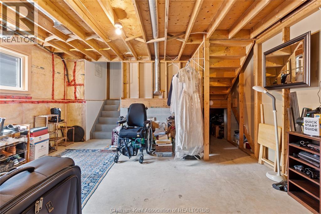 Photo 29 of 20 Dejonge Place, Chatham ON