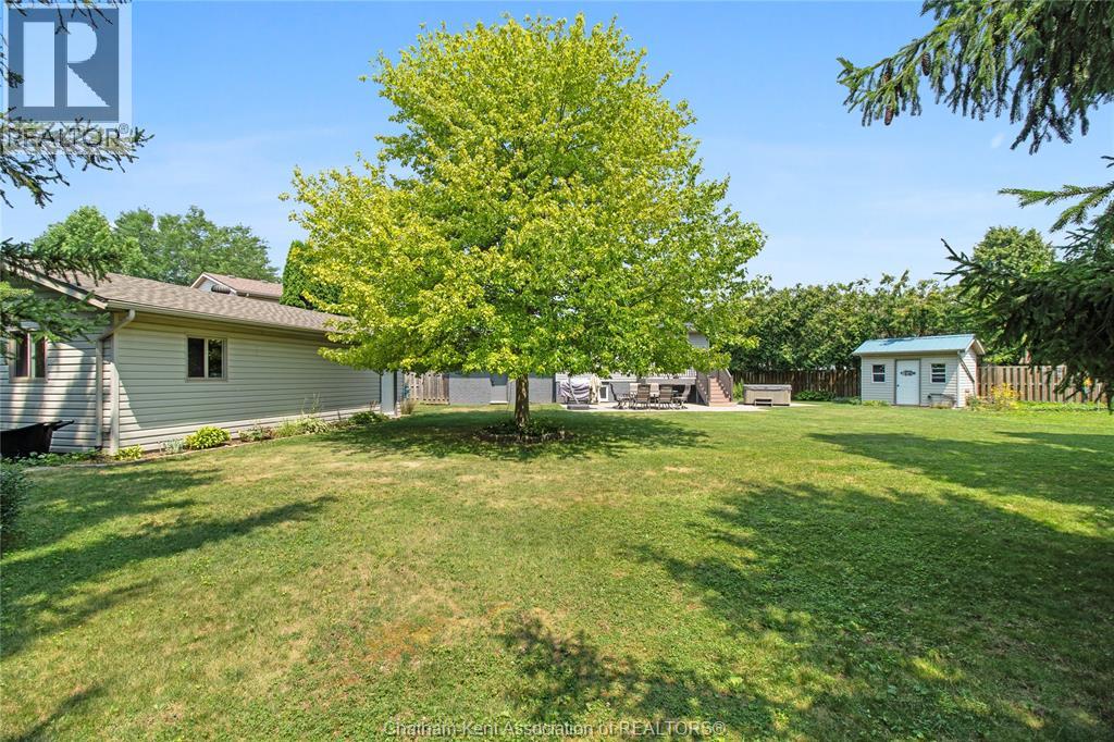 Photo 34 of 20 Dejonge Place, Chatham ON