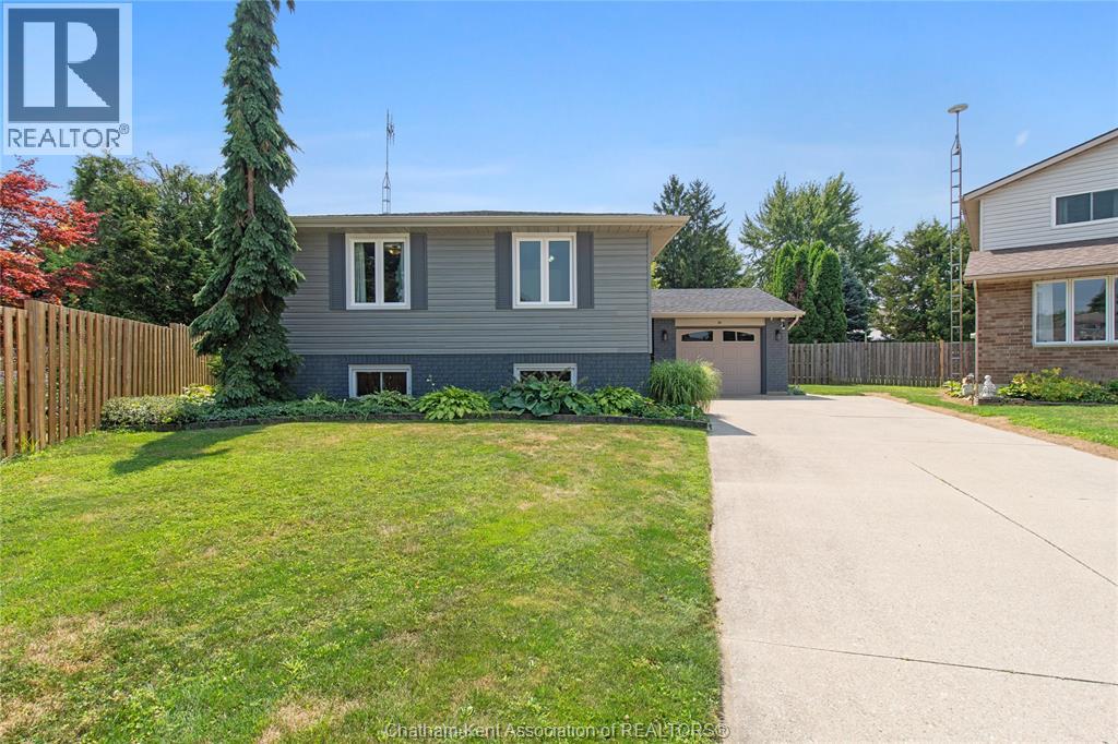 Photo 43 of 20 Dejonge Place, Chatham ON