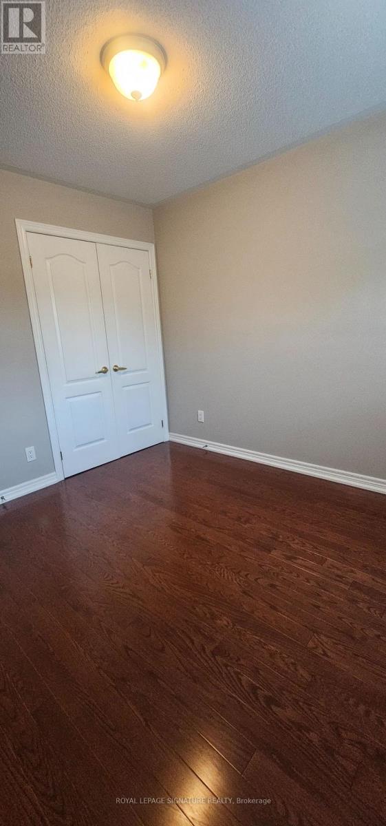 Photo 29 of 31 1633 Northmount Avenue W, Mississauga ON