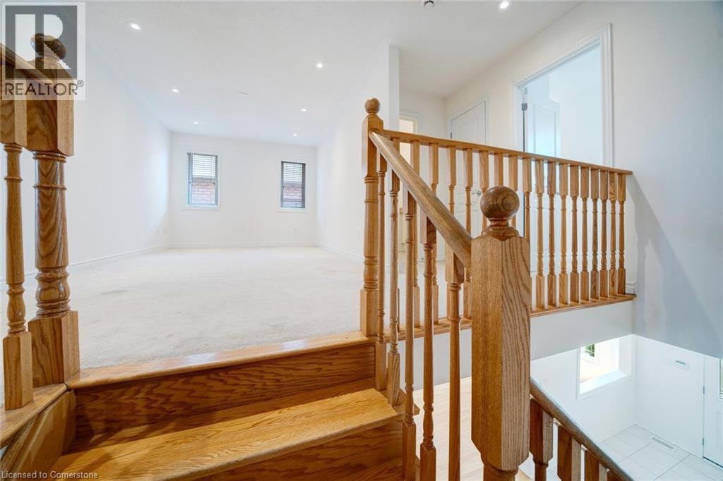 Photo 48 of 6 Weekes Avenue, Richmond Hill ON