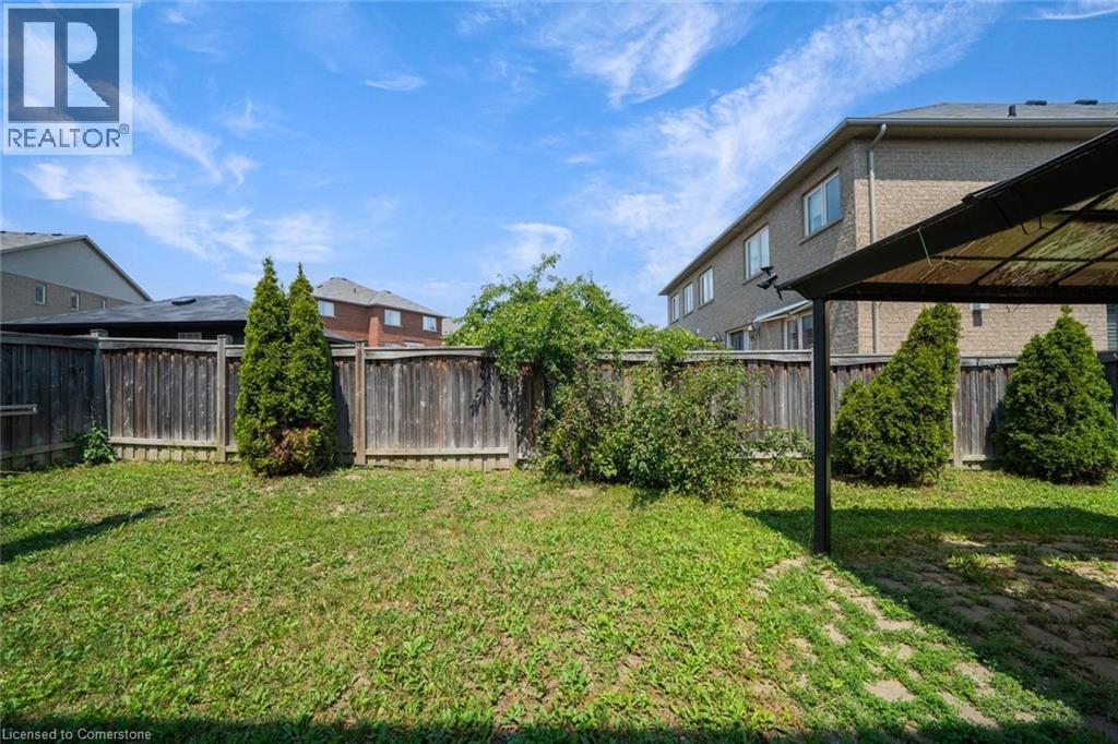 Photo 33 of 6 Weekes Avenue, Richmond Hill ON