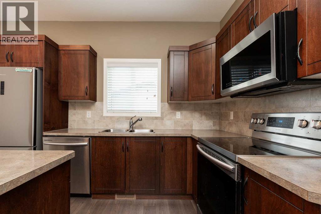Single Family House for Sale in  Sunridge Road W Sunridge Lethbridge 