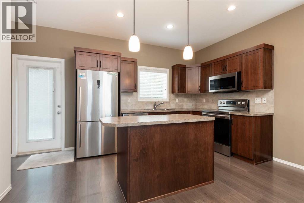 Single Family House for Sale in  Sunridge Road W Sunridge Lethbridge 