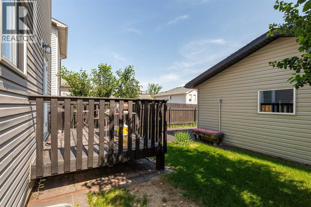 Single Family House for Sale in  Sunridge Road W Sunridge Lethbridge 