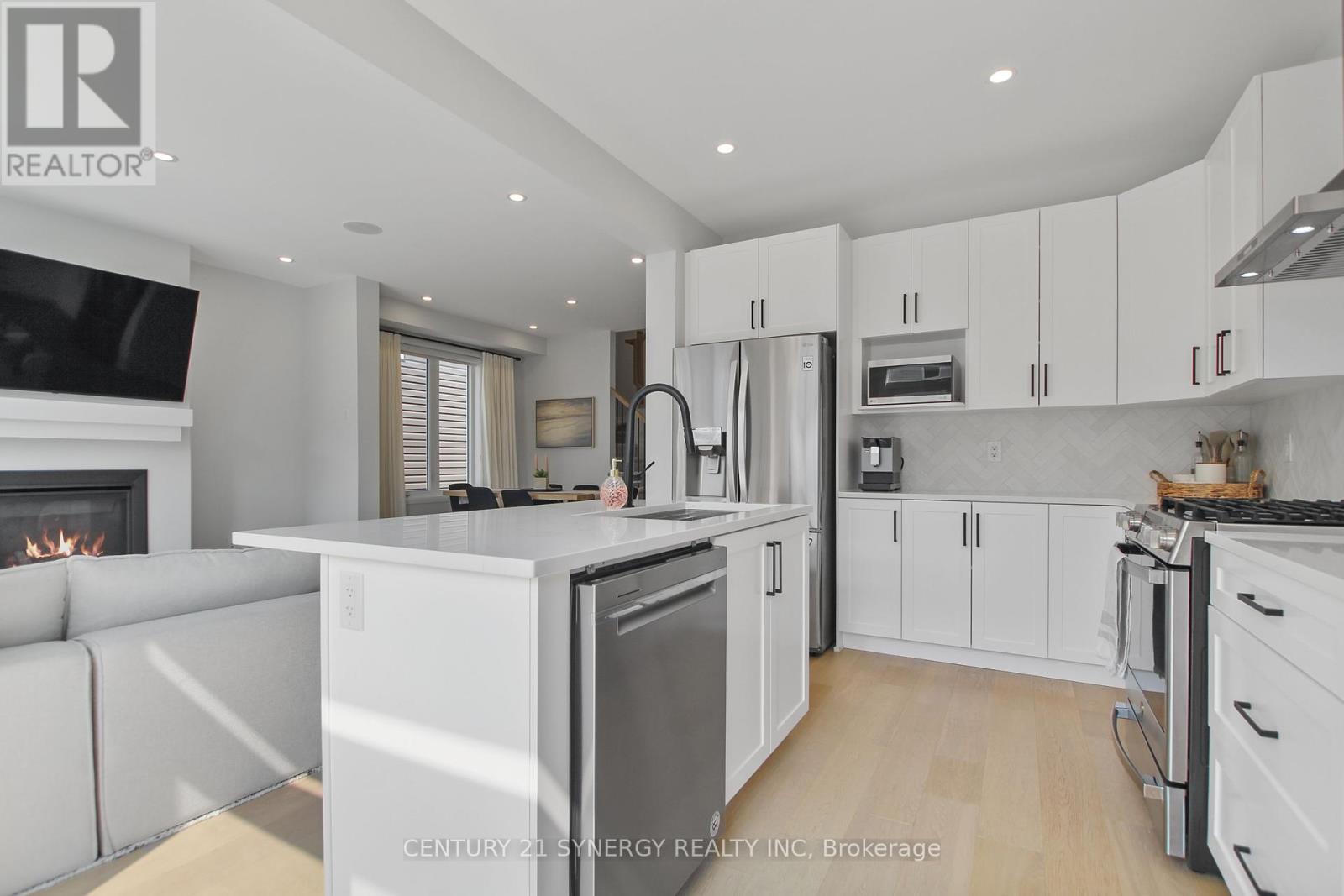 Photo 48 of 2104 Caltra Crescent, Ottawa ON
