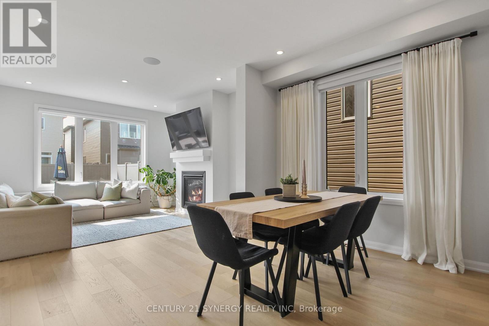 Photo 16 of 2104 Caltra Crescent, Ottawa ON