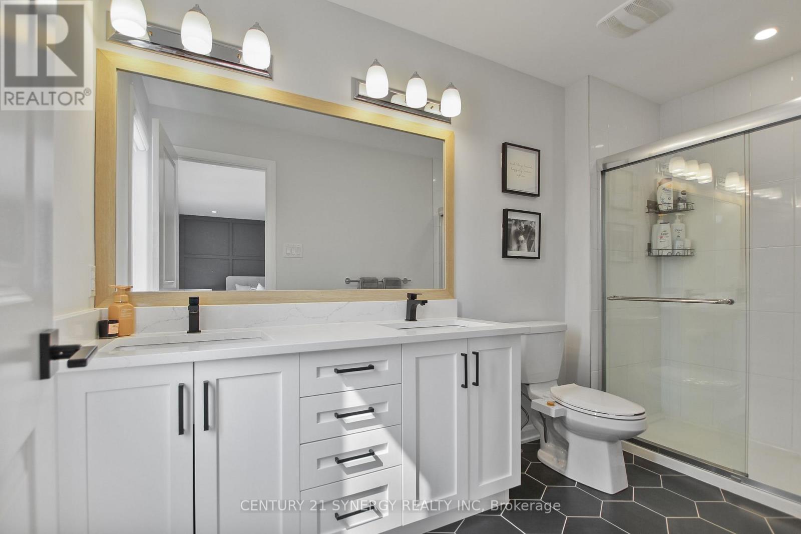 Photo 27 of 2104 Caltra Crescent, Ottawa ON