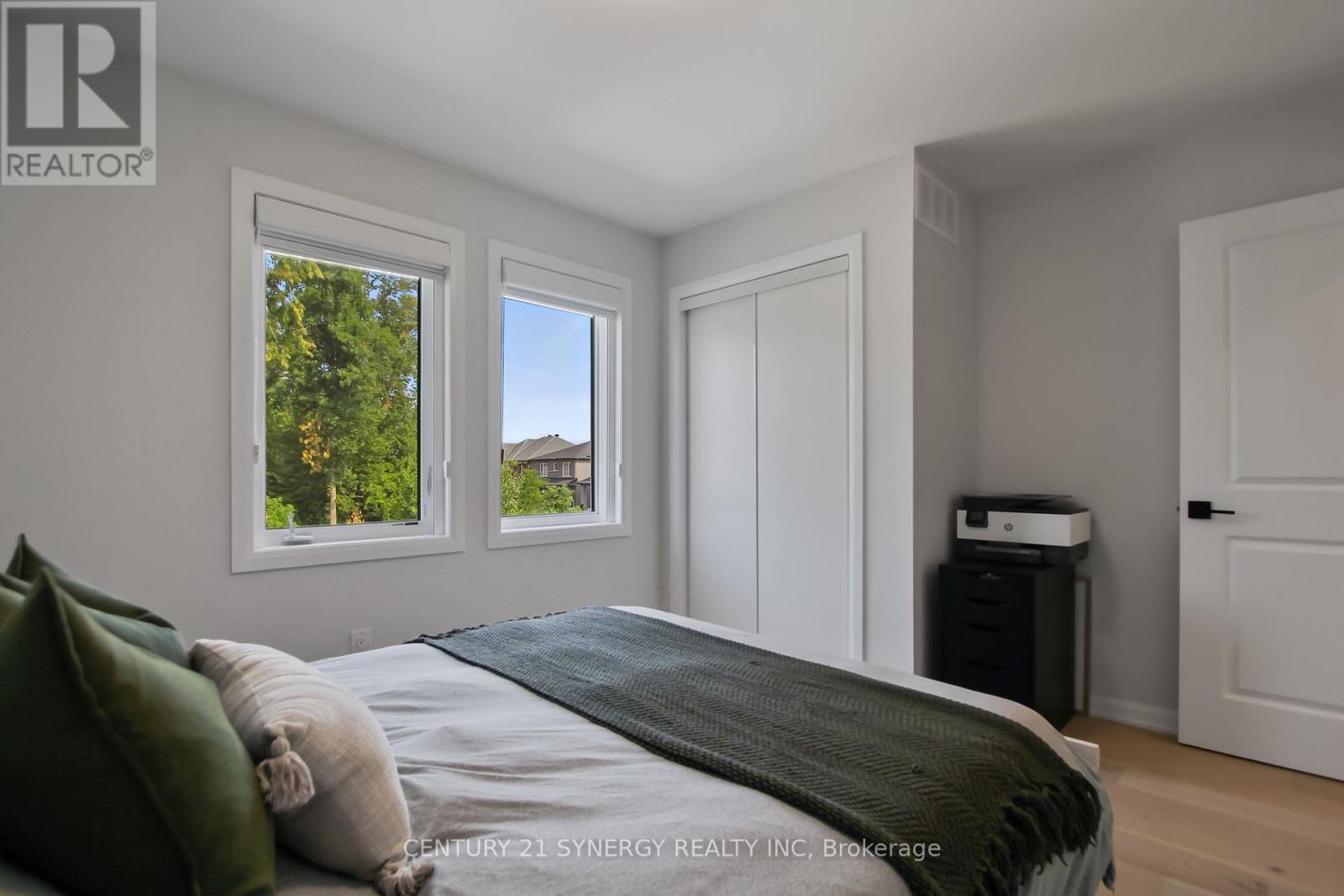 Photo 35 of 2104 Caltra Crescent, Ottawa ON