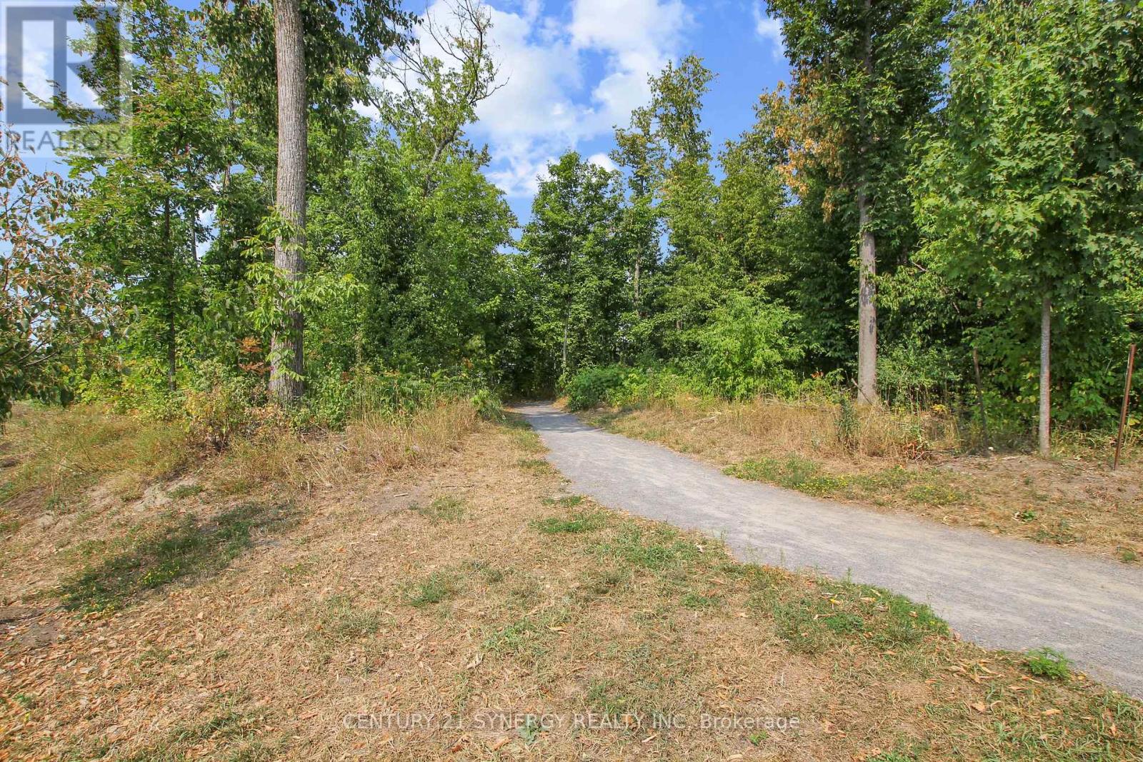 Photo 30 of 2104 Caltra Crescent, Ottawa ON