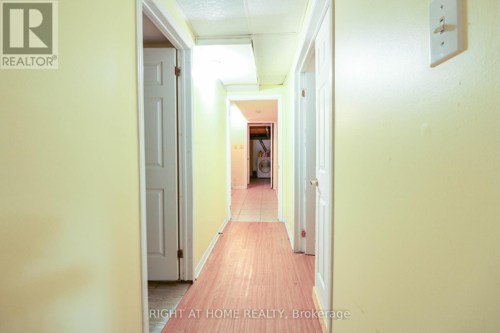 Photo 24 of 50 Fireside Crescent, Ottawa ON