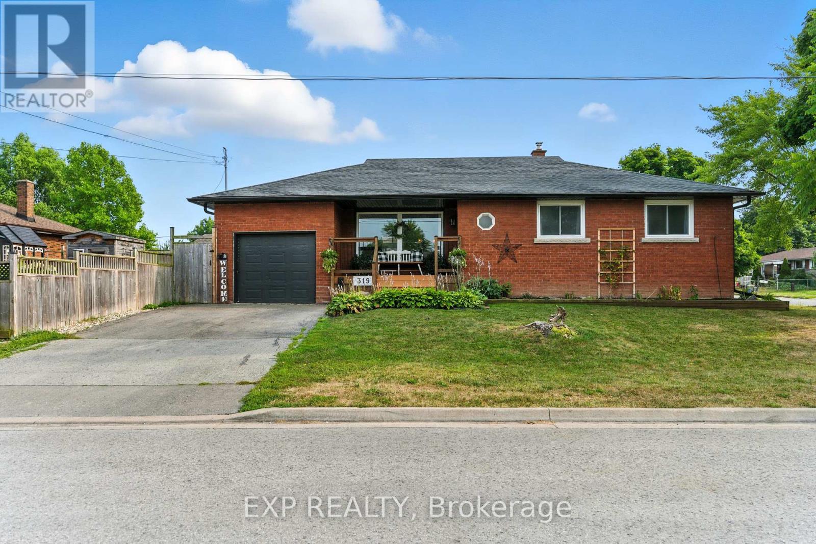 Photo 1 of 319 Highland Avenue, Fort Erie ON