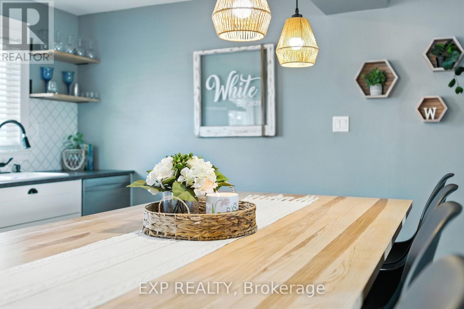 Photo 11 of 319 Highland Avenue, Fort Erie ON