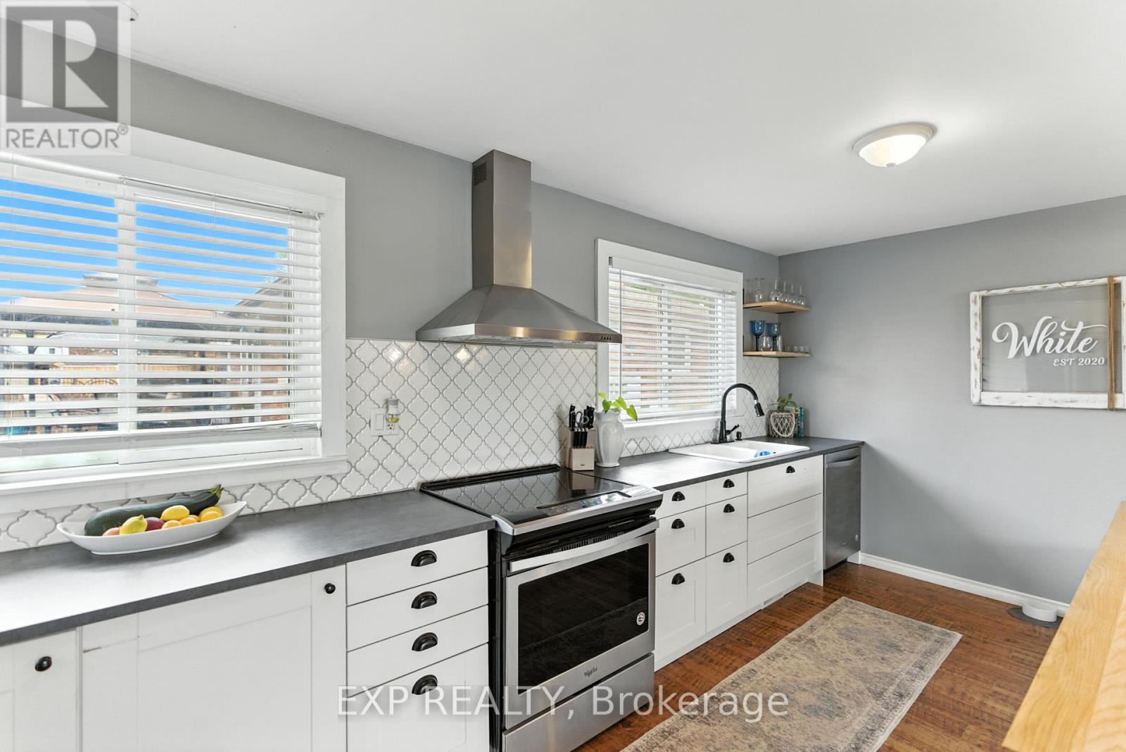 Photo 13 of 319 Highland Avenue, Fort Erie ON