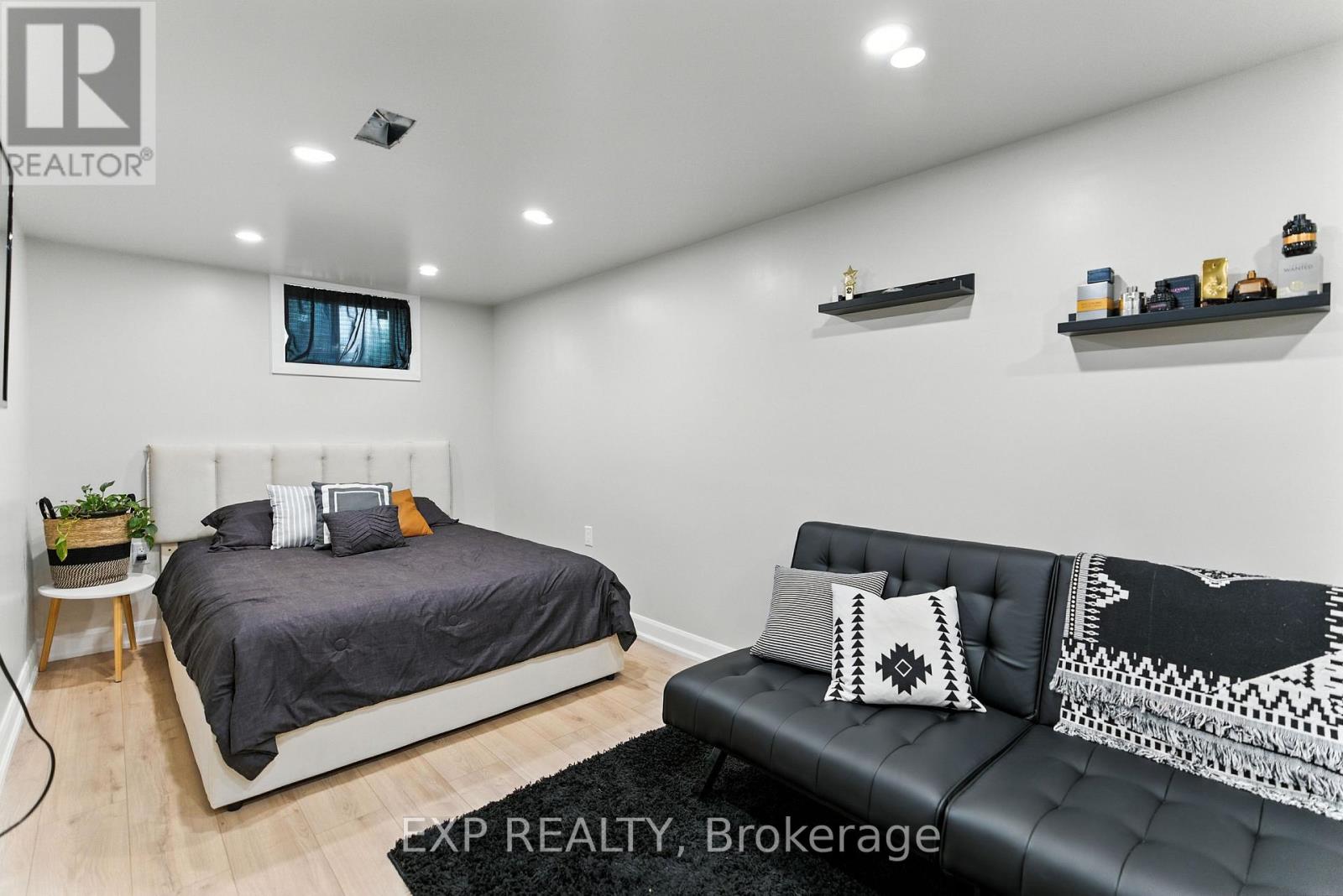 Photo 25 of 319 Highland Avenue, Fort Erie ON