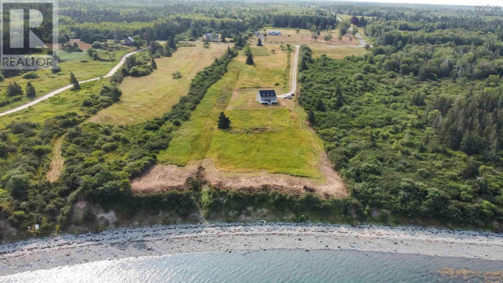 Property 42 of 47 of 885 Fort Point Road