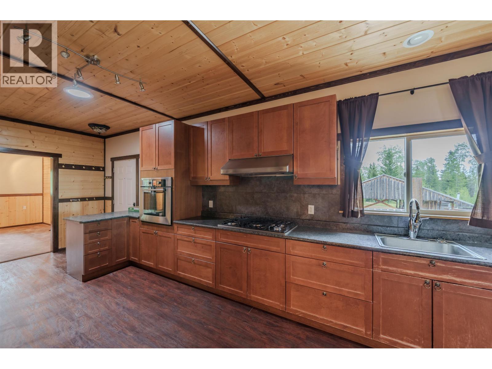 5541 LITTLE FORT 24 HIGHWAY, Lone Butte