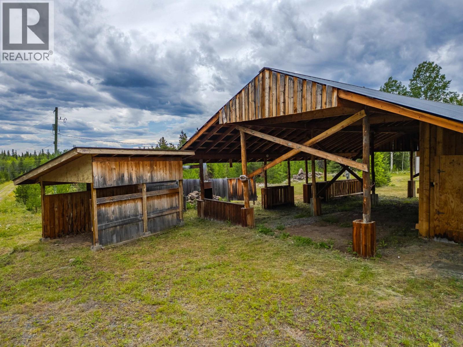 5541 LITTLE FORT 24 HIGHWAY, Lone Butte