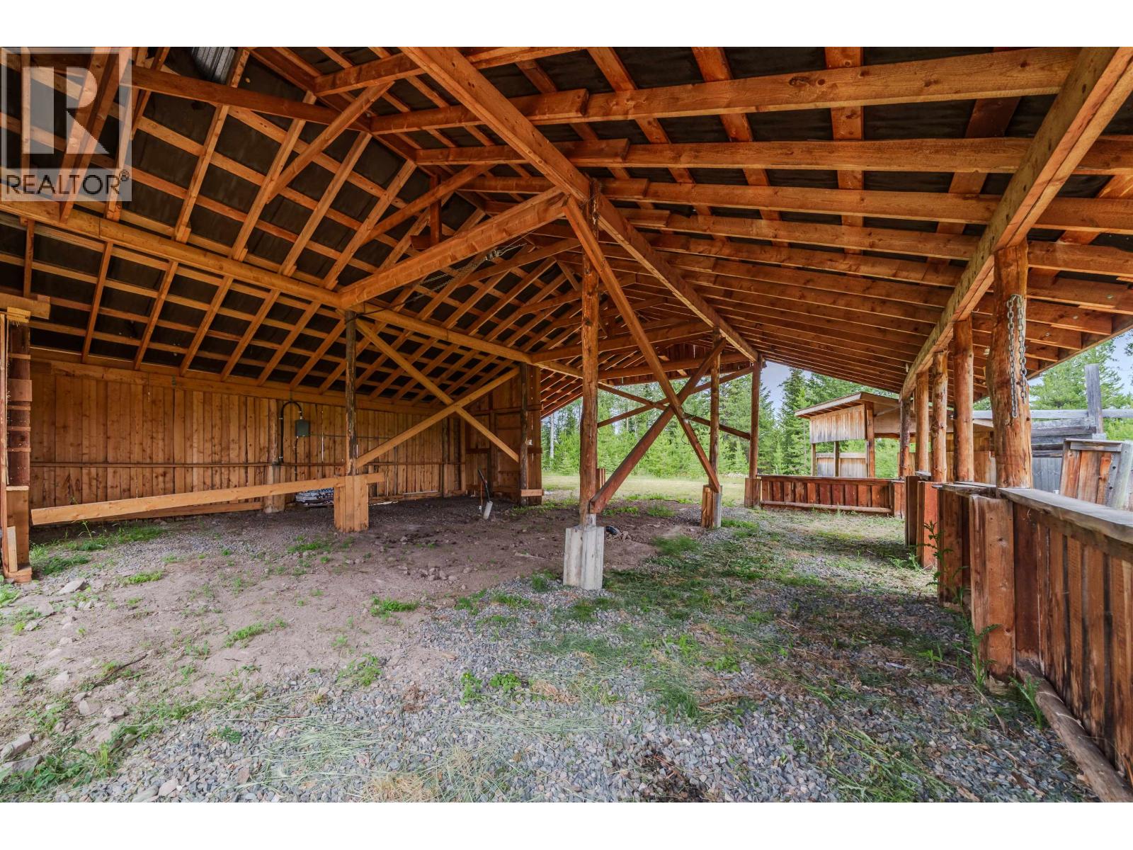 5541 LITTLE FORT 24 HIGHWAY, Lone Butte