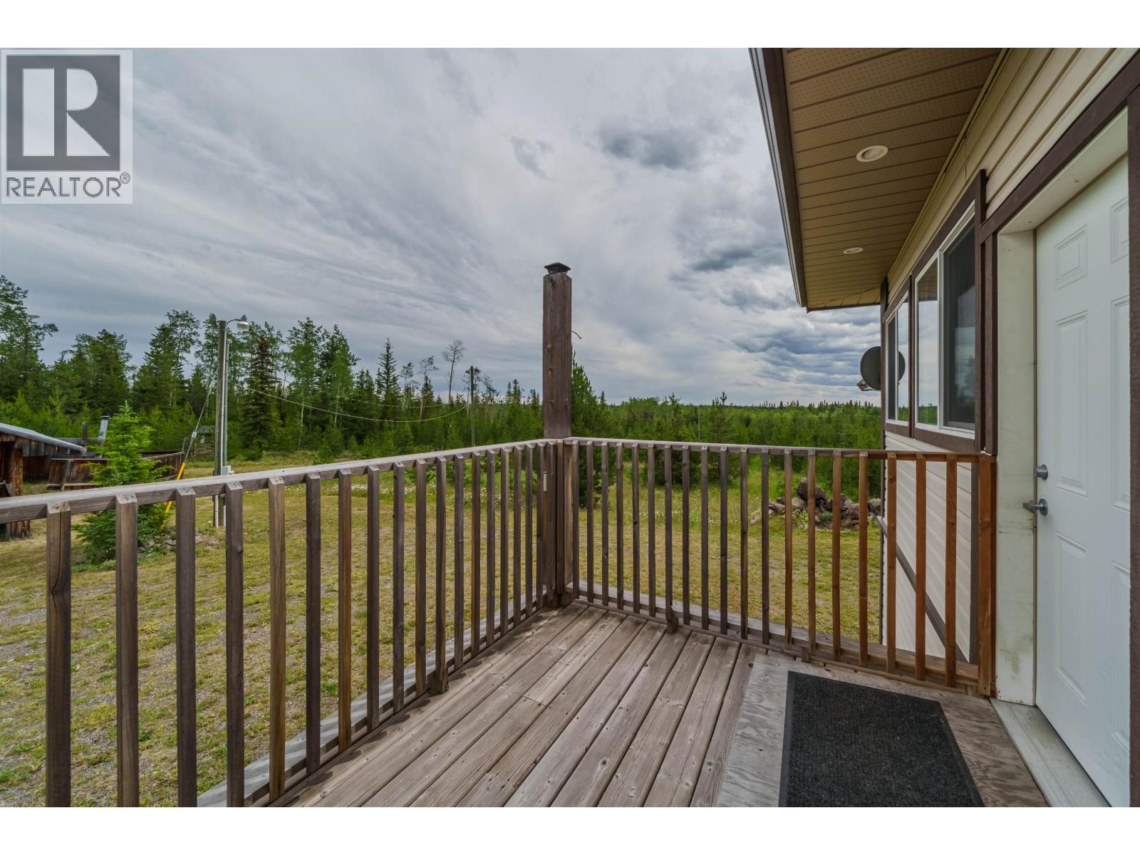 5541 LITTLE FORT 24 HIGHWAY, Lone Butte