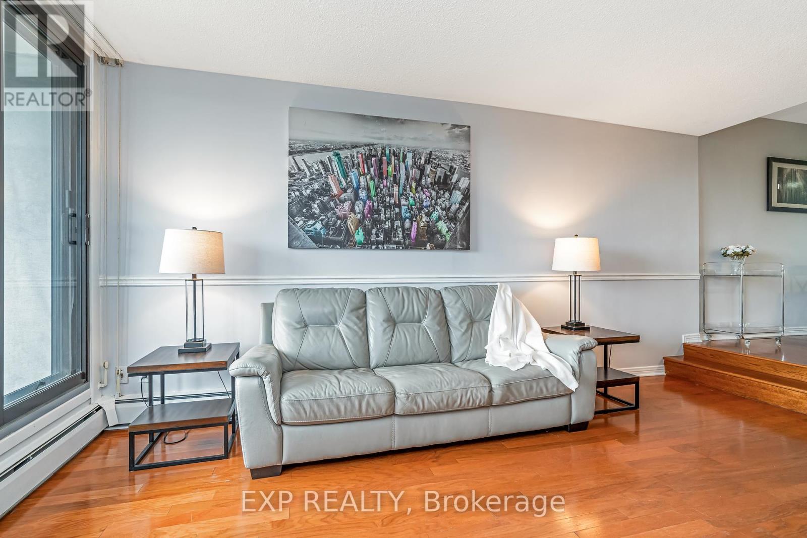 Photo 5 of 101 415 Greenview Avenue, Ottawa ON