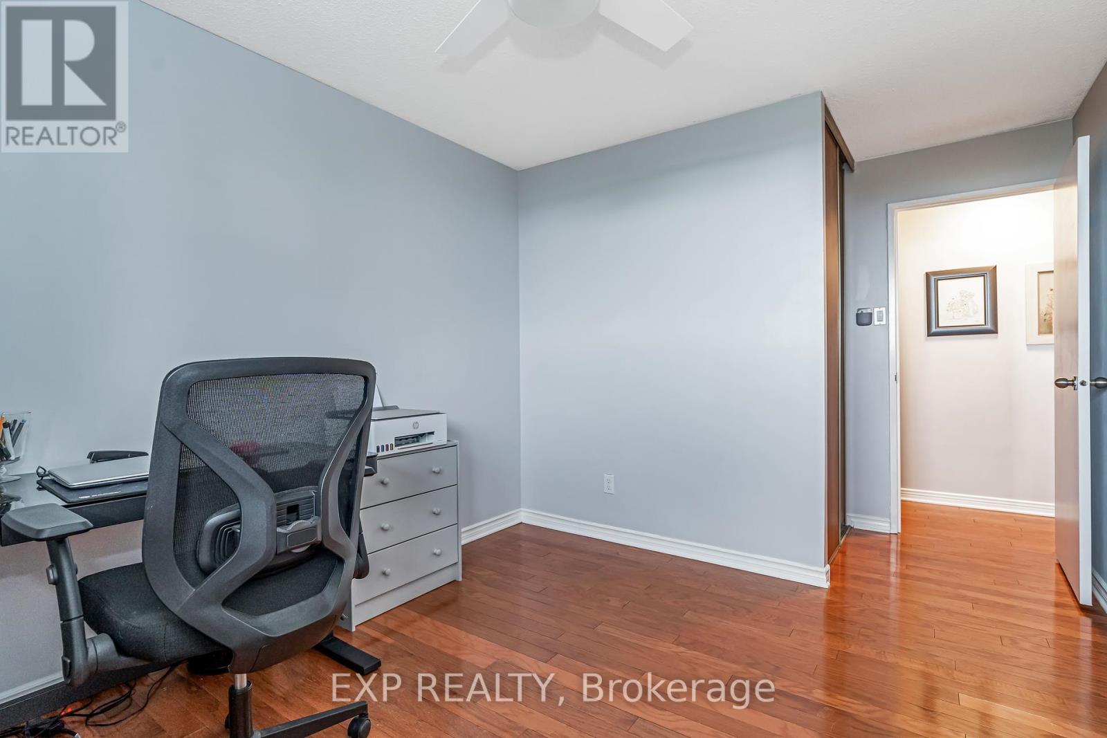Photo 35 of 101 415 Greenview Avenue, Ottawa ON