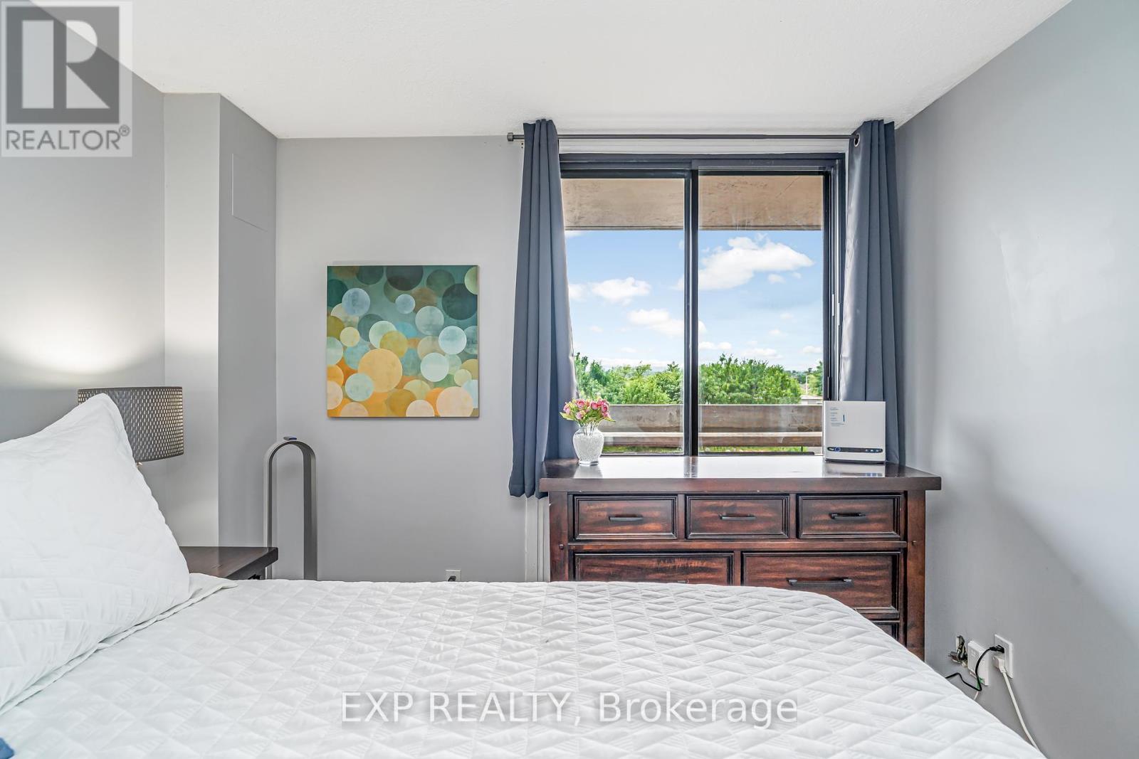 Photo 34 of 101 415 Greenview Avenue, Ottawa ON