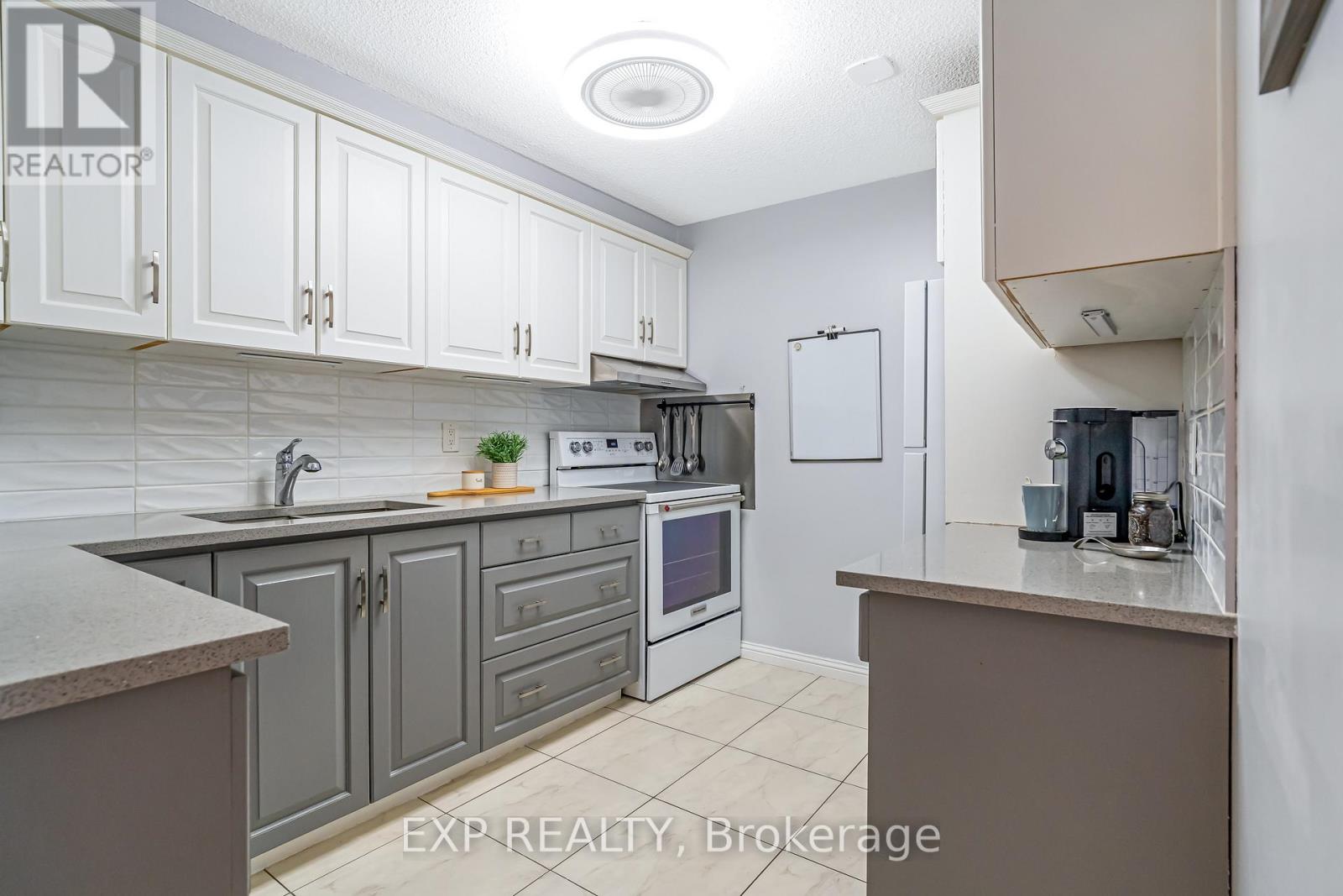 Photo 13 of 101 415 Greenview Avenue, Ottawa ON