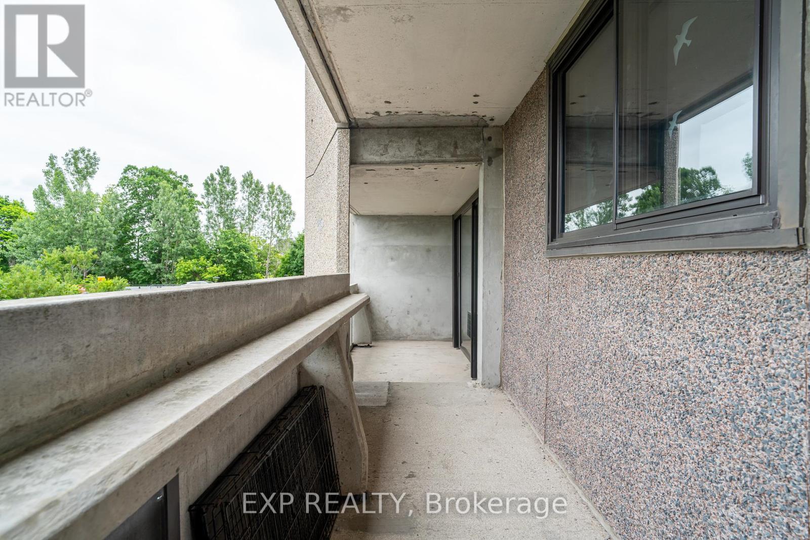 Photo 16 of 101 415 Greenview Avenue, Ottawa ON