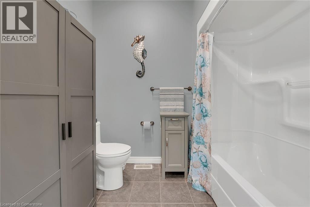 Photo 40 of 25 Millcroft Drive, Simcoe ON