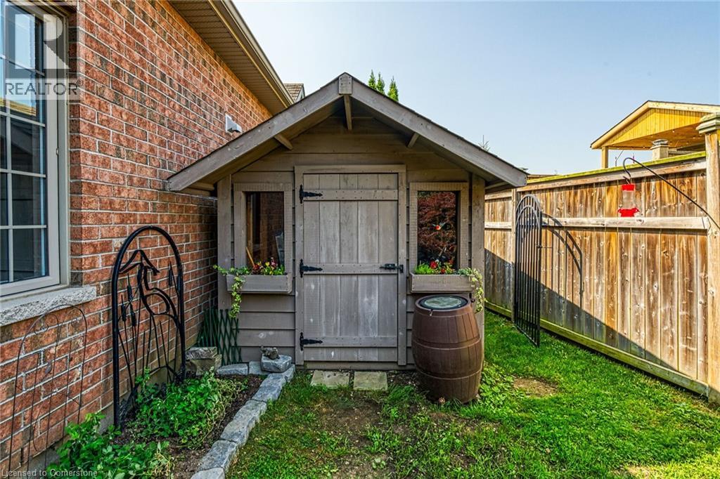 Photo 17 of 25 Millcroft Drive, Simcoe ON