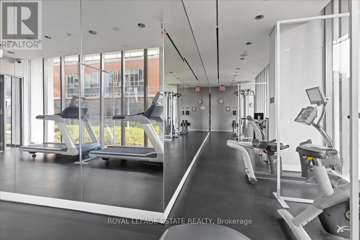 Photo 22 of 811 33 Charles Street E, Toronto ON