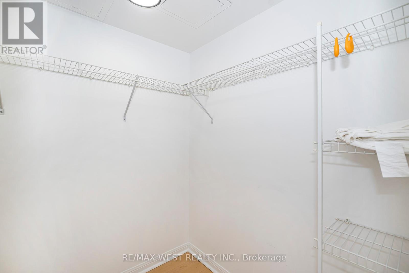 Photo 28 of 209 1000 King Street W, Toronto ON
