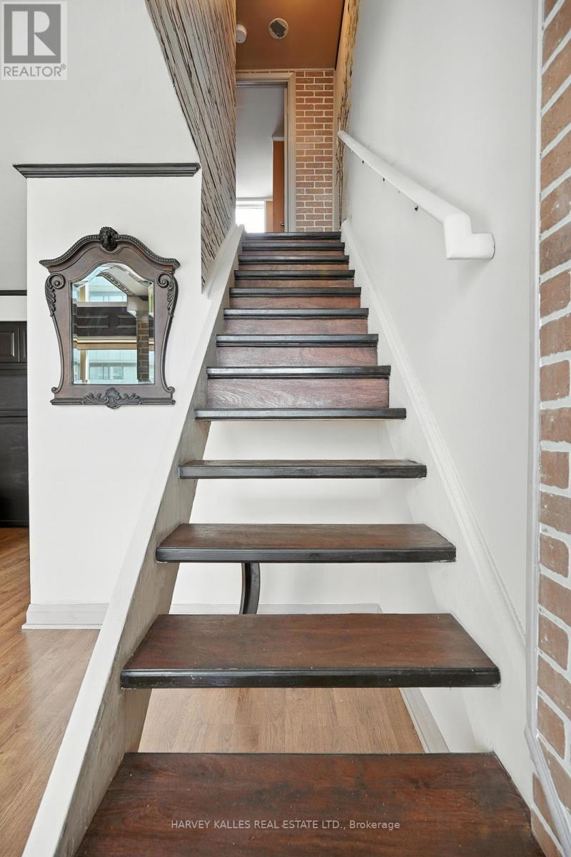 Photo 40 of 904 18 Merton Street, Toronto ON
