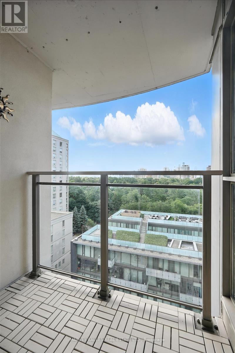 Photo 39 of 904 18 Merton Street, Toronto ON
