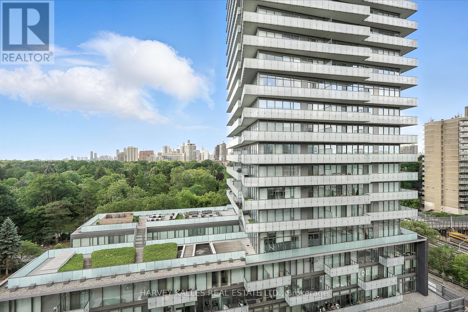 Photo 34 of 904 18 Merton Street, Toronto ON
