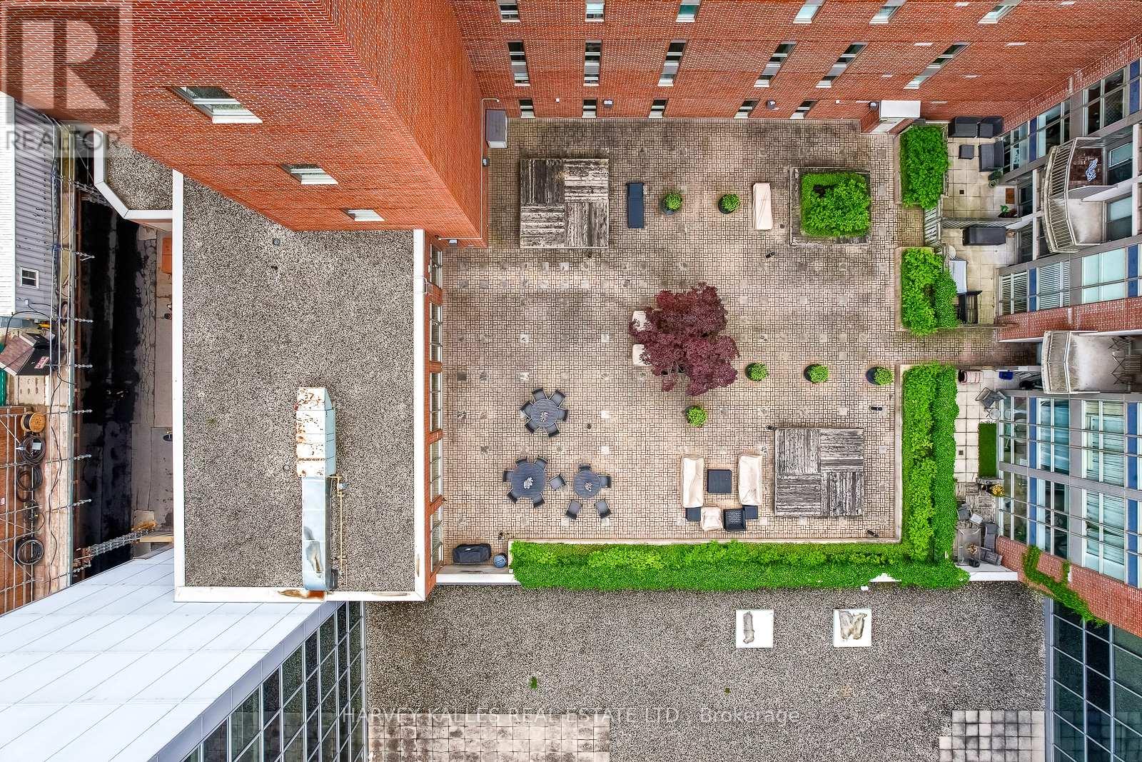 Photo 9 of 904 18 Merton Street, Toronto ON