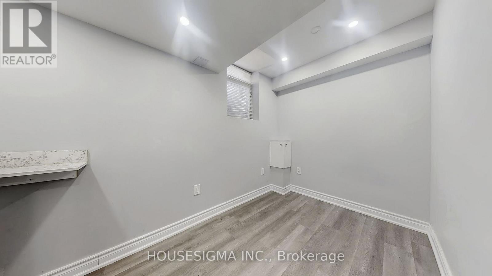 Photo 25 of 279 Monarch Avenue, Ajax ON