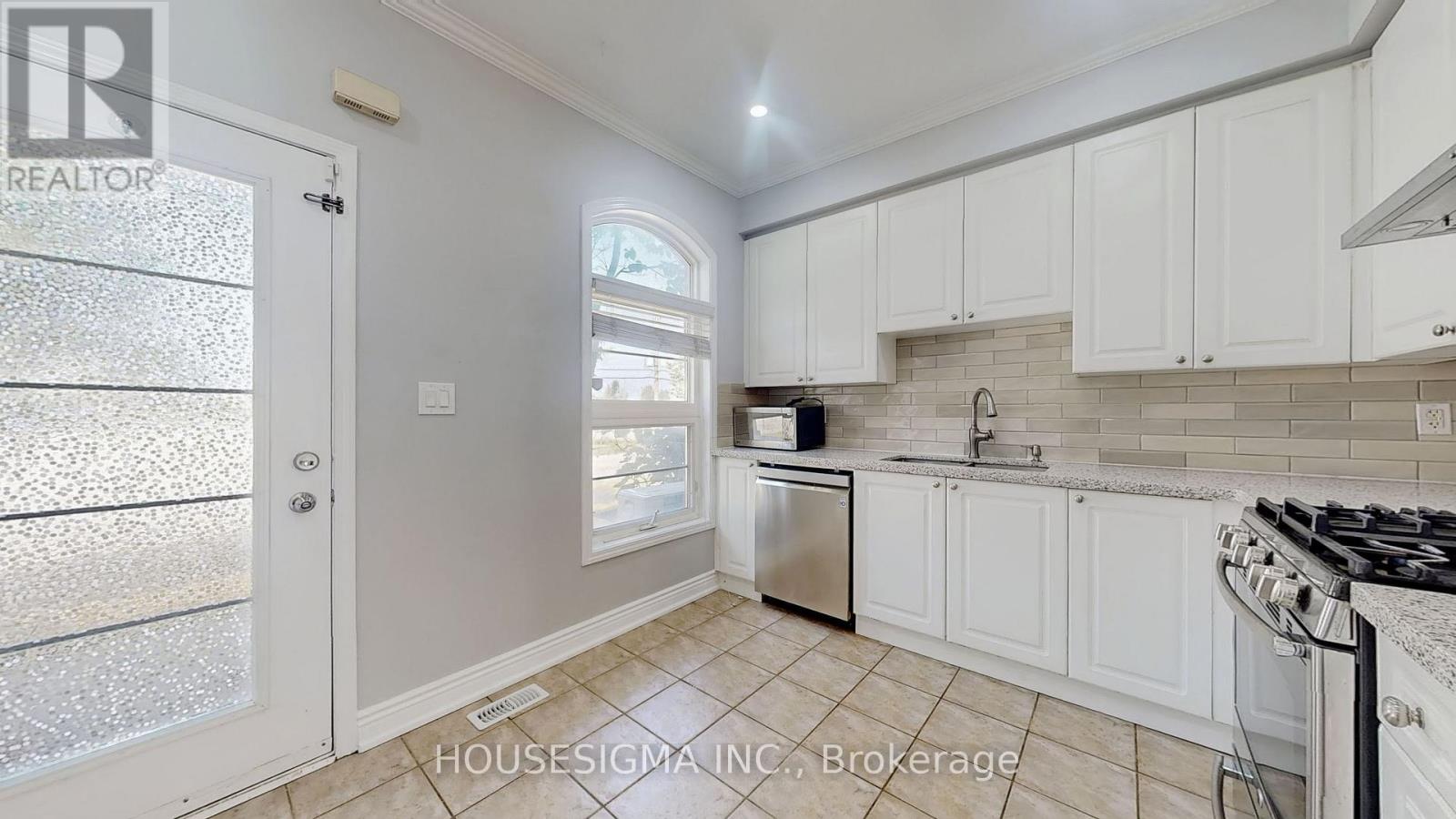 Photo 7 of 279 Monarch Avenue, Ajax ON