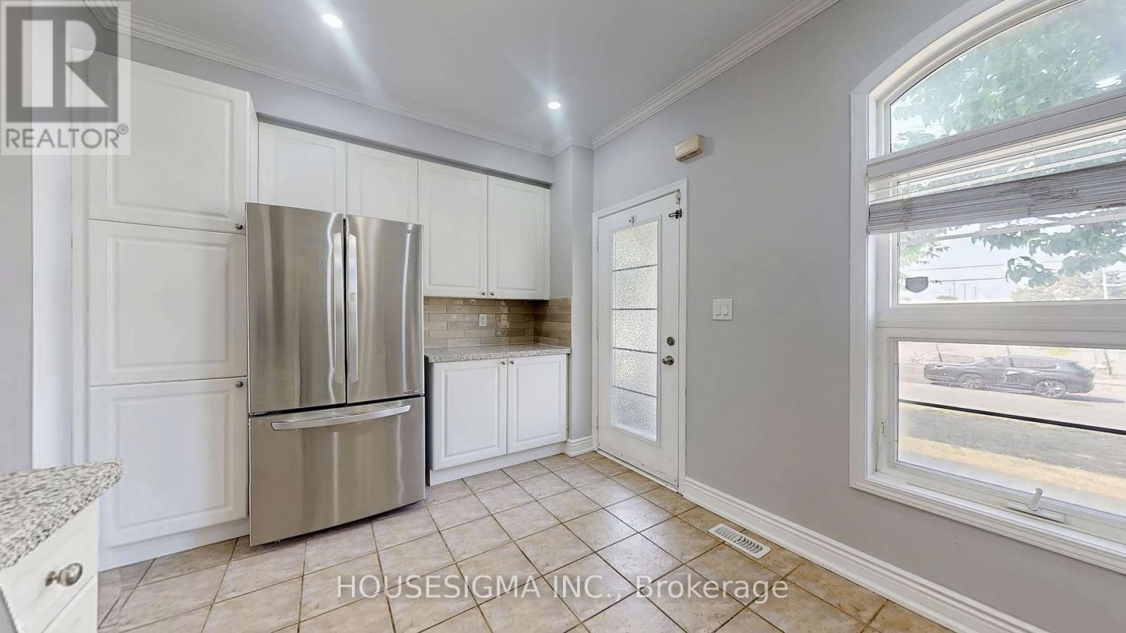 Photo 8 of 279 Monarch Avenue, Ajax ON