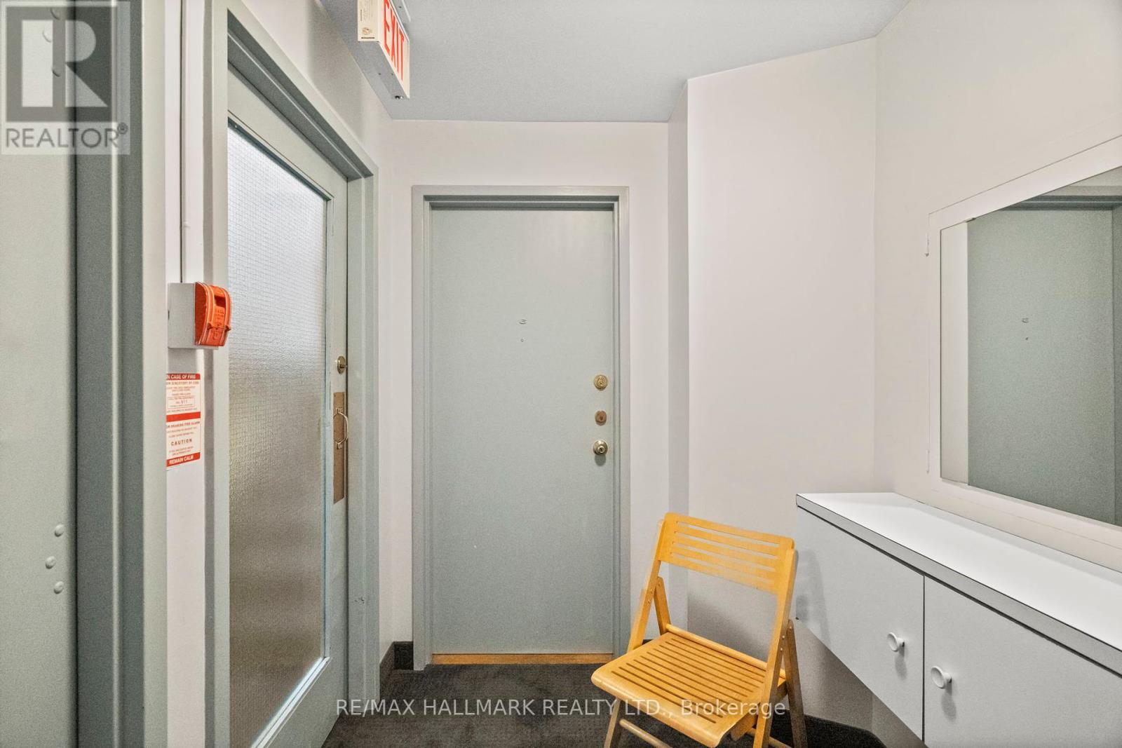 Photo 10 of 6 2 Nursewood Road, Toronto ON
