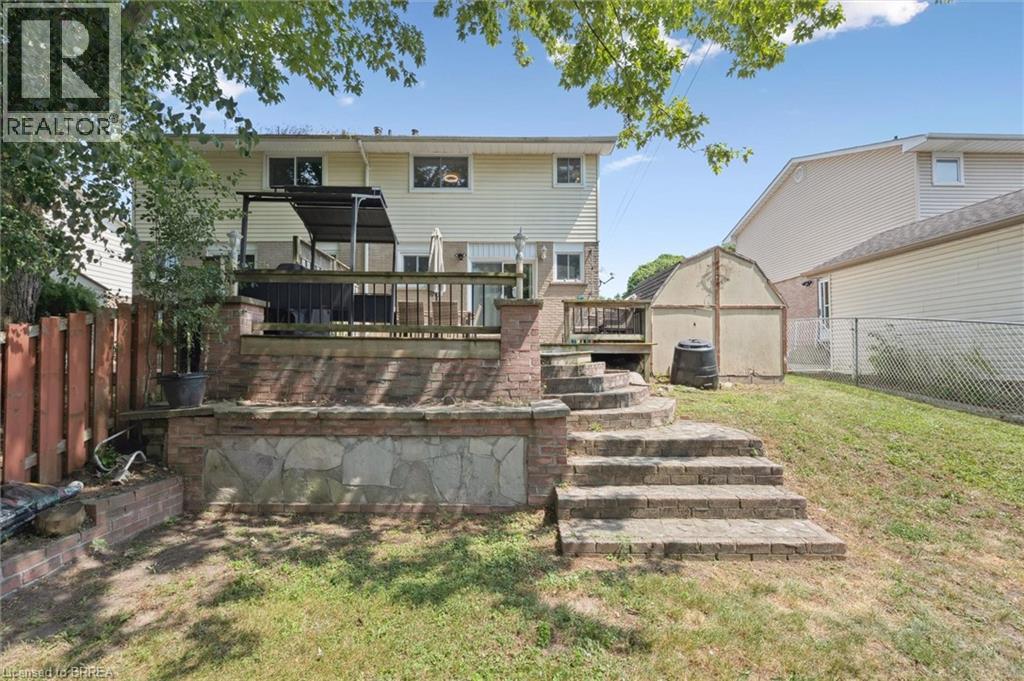 Photo 29 of 400 Odlum Drive, Woodstock ON
