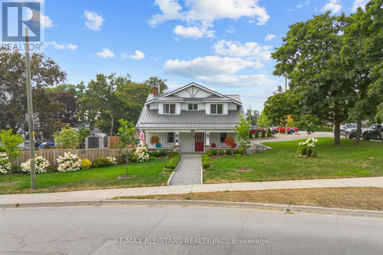 Photo 4 of 155 Colborne Street, Kawartha Lakes ON