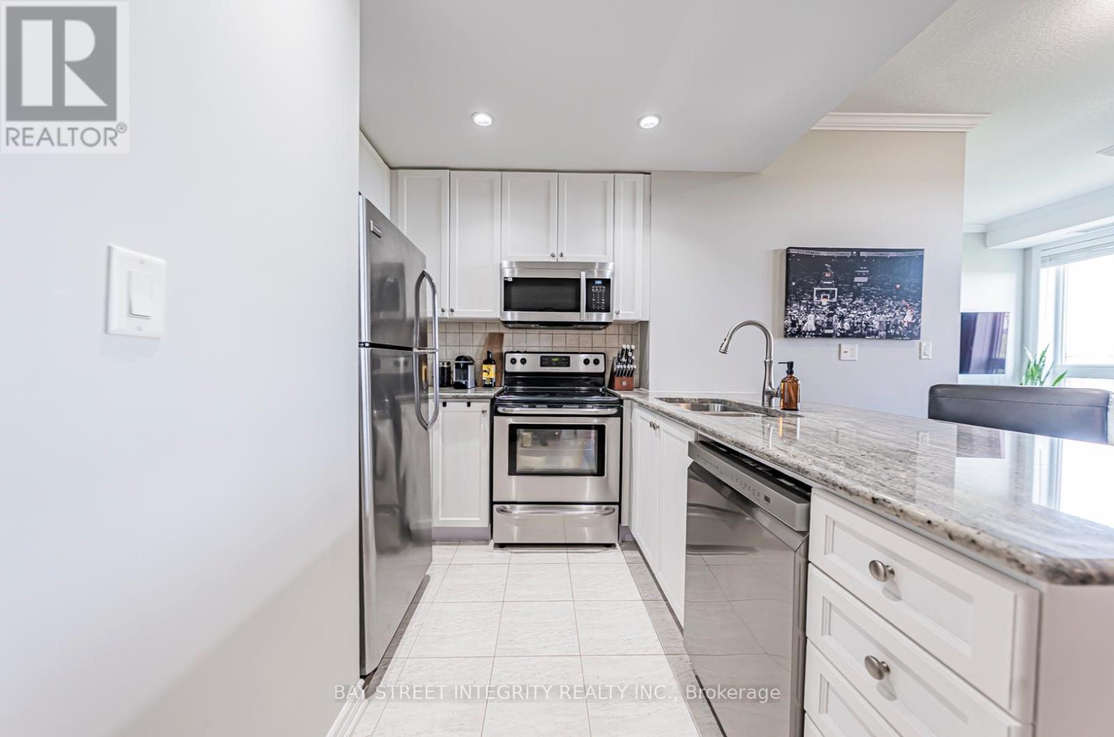 Photo 36 of 307 5327 Upper Middle Road, Burlington ON