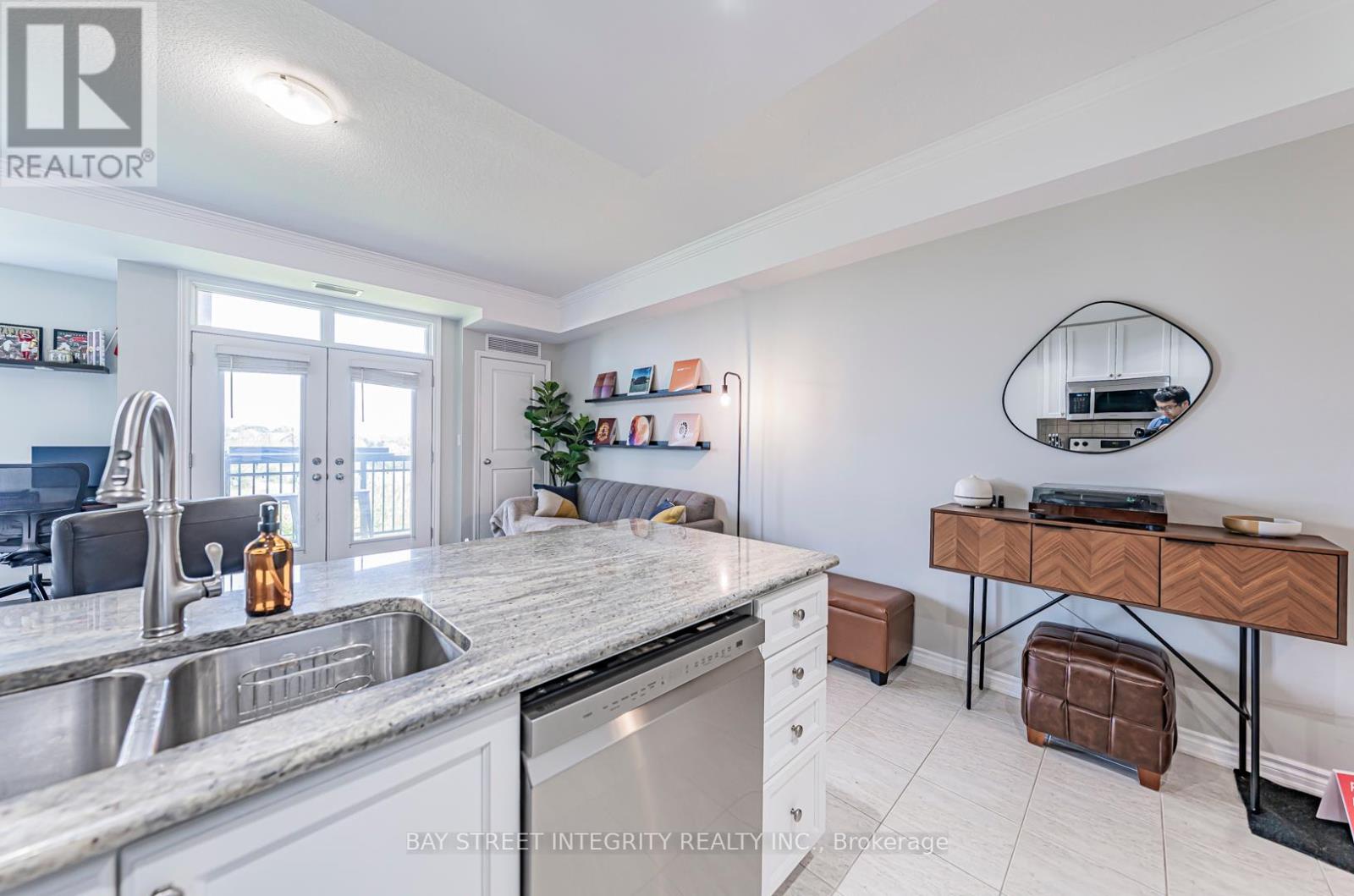 Photo 27 of 307 5327 Upper Middle Road, Burlington ON